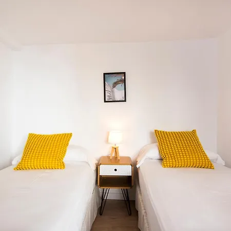Picasso Square Penthouse, Sunny Terrace In The City Center