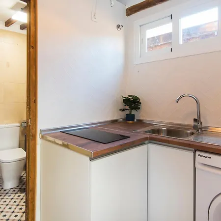 Picasso Square Penthouse, Sunny Terrace In The City Center Apartment