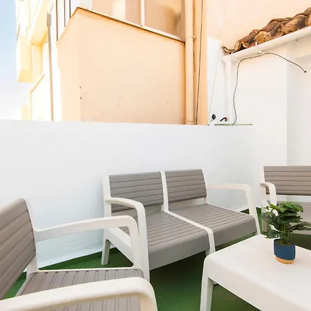 Picasso Square Penthouse, Sunny Terrace In The City Center Apartment