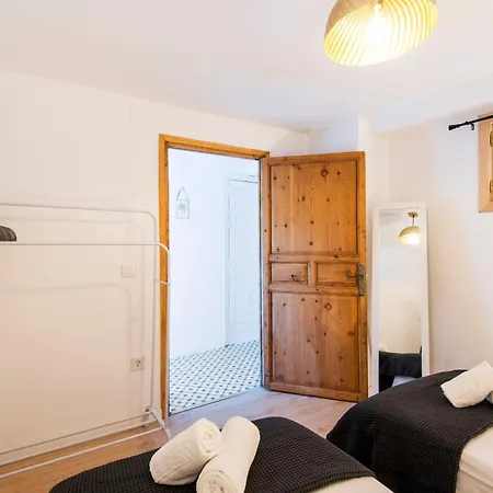 Apartment Picasso Square Penthouse, Sunny Terrace In The City Center