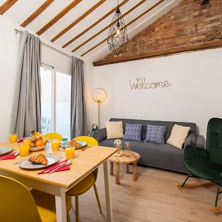 Apartment Picasso Square Penthouse, Sunny Terrace In The City Center