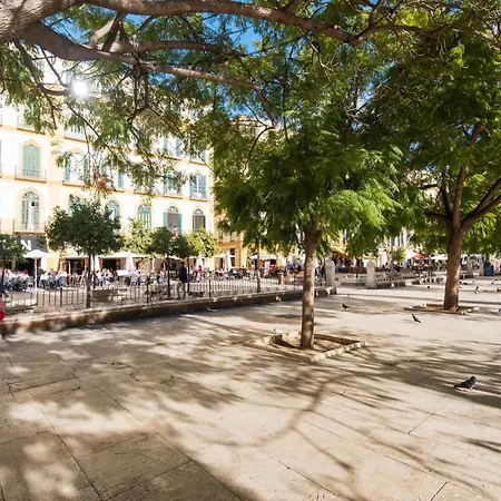 Picasso Square Penthouse, Sunny Terrace In The City Center Apartment